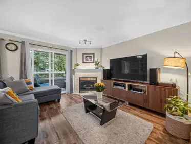 7 828 W 16th Street, North Vancouver, BC, North Vancouver — Townhouse for sale
