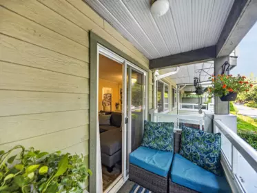 Staircase Photo of 7 828 W 16th Street, North Vancouver, BC