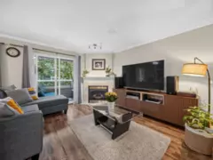7 828 W 16th Street, North Vancouver, BC