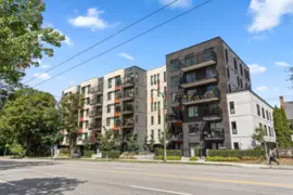 410 2235 E Broadway, Vancouver, BC