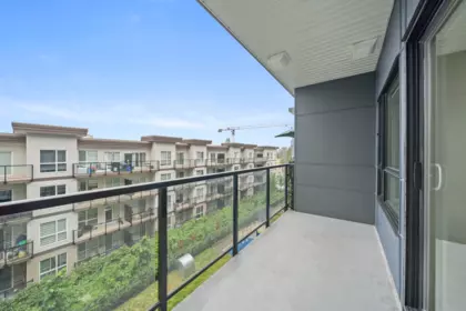 Powder Room Photo of 412 10777 138 Street, Surrey, BC