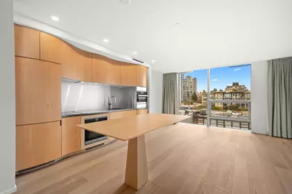 Living Room Photo of 601 1568 Alberni Street, Vancouver, BC
