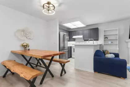 Family Room Photo of 221 22015 48 Avenue, Langley, BC