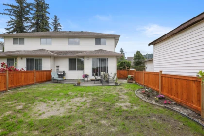 Hot Tub / Spa Photo of 1 45365 Watson Road, Chilliwack, BC