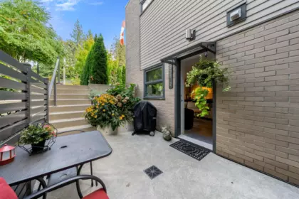 Outdoor Deck Photo of 2025 Mackay Avenue, North Vancouver, BC