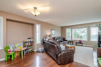 Dining Area Photo of 35543 Dina Place, Abbotsford, BC