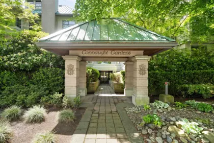 Garden / Landscaping Photo of E106 628 W 12th Avenue, Vancouver, BC
