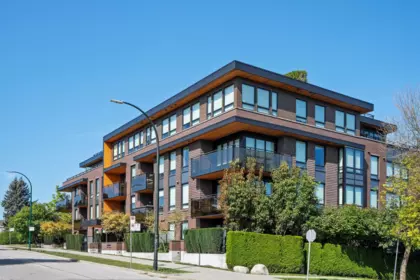Fitness Center Photo Near 303 633 W King Edward Avenue, Vancouver, BC