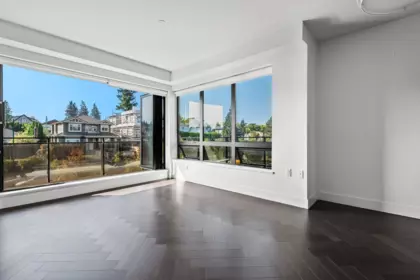 Laundry Room Photo of 303 633 W King Edward Avenue, Vancouver, BC