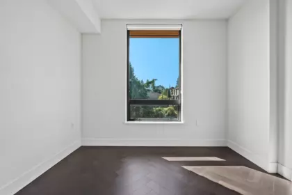 Walk-In Closet Photo of 303 633 W King Edward Avenue, Vancouver, BC