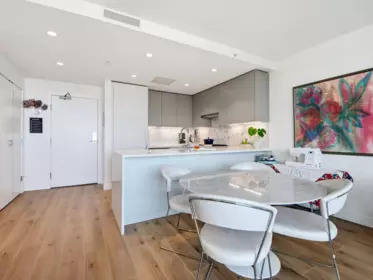 1304 8188 Fraser Street, Vancouver, BC, Vancouver — Apartment/Condo for sale