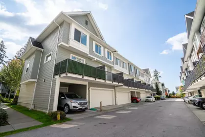 Front Yard Photo of 73 16678 25 Avenue, Surrey, BC