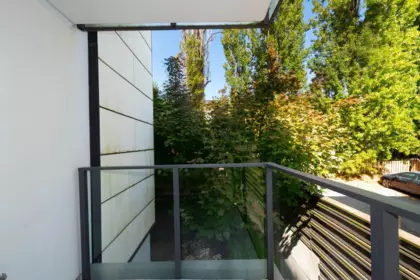 Hot Tub / Spa Photo of 203 2239 W 7th Avenue, Vancouver, BC