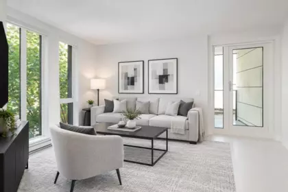 Living Room Photo of 203 2239 W 7th Avenue, Vancouver, BC