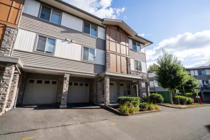 Family Room Photo of 41 34248 King Road, Abbotsford, BC