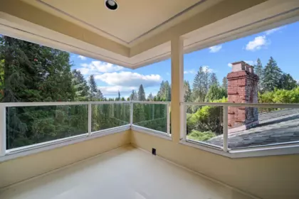 Basement Recreation Room Photo of 535 Stevens Drive, West Vancouver, BC