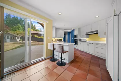 Primary Bedroom Photo of 535 Stevens Drive, West Vancouver, BC