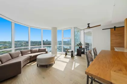 2908 193 Aquarius Mews, Vancouver, BC, Vancouver — Apartment/Condo for sale