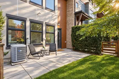 Kitchen Photo of 41 2687 158 Street, Surrey, BC