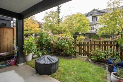 Backyard Photo of 41 6956 193 Street, Surrey, BC