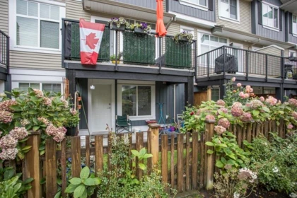 Garden / Landscaping Photo of 41 6956 193 Street, Surrey, BC