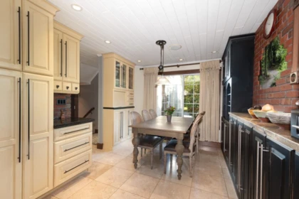 Kitchen Photo of 39 3939 Indian River Drive, North Vancouver, BC