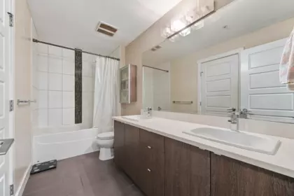 Walk-In Closet Photo of 105 19936 56 Avenue, Langley, BC