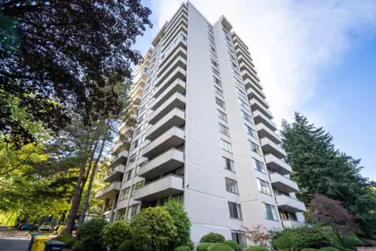 Living Room Photo of 701 2060 Bellwood Avenue, Burnaby, BC