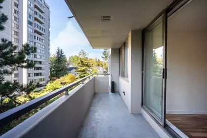 Staircase Photo of 701 2060 Bellwood Avenue, Burnaby, BC