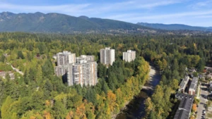 403 2024 Fullerton Avenue, North Vancouver, BC