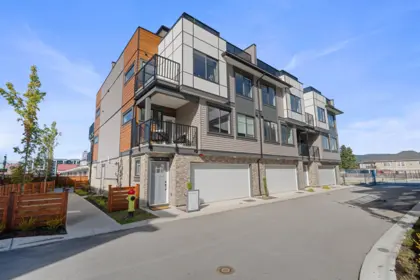 13 32929 Cherry Avenue, Mission, BC, Mission — Townhouse for sale