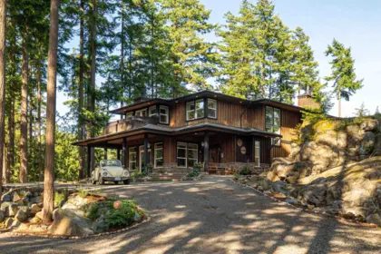 350 Salal Road, Bowen Island, BC, Bowen island — Single Family Residence for sale