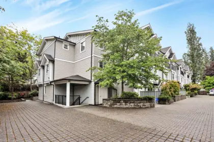 40 13239 Old Yale Road, Surrey, BC, Surrey — Townhouse for sale