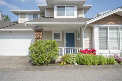 3 6885 184 Street, Surrey, BC, Surrey — Townhouse for sale