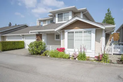 3 6885 184 Street, Surrey, BC, Surrey — Townhouse for sale