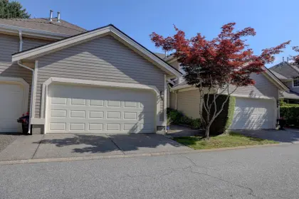 39 6380 121 Street, Surrey, BC, Surrey — Townhouse for sale