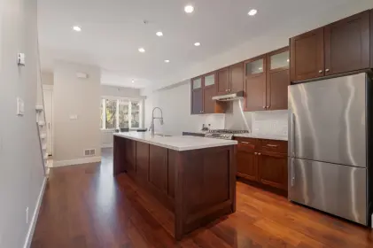 5957 Oak Street, Vancouver, BC, Vancouver — Townhouse for sale