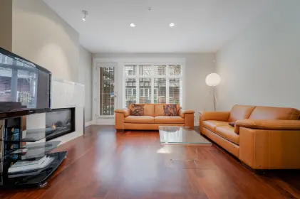 5957 Oak Street, Vancouver, BC, Vancouver — Townhouse for sale