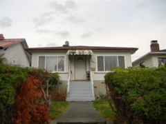 2831 E Broadway, Vancouver, BC