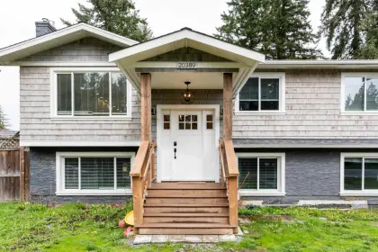 20389 36b Avenue, Langley, BC, Langley — Single Family Residence for sale