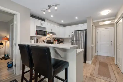 210 8955 Edward Street, Chilliwack, BC, Chilliwack — Apartment/Condo for sale