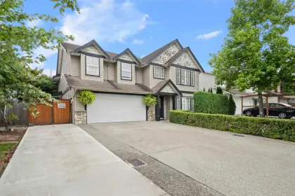 3568 Steelhead Court, Abbotsford, BC, Abbotsford — Single Family Residence for sale