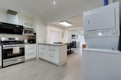 2682 Napier Street, Vancouver, BC, Vancouver — Single Family Residence for sale