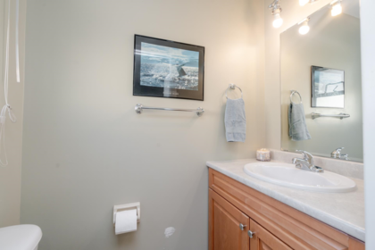 Walk-In Closet Photo of 8570 152 Street, Surrey, BC