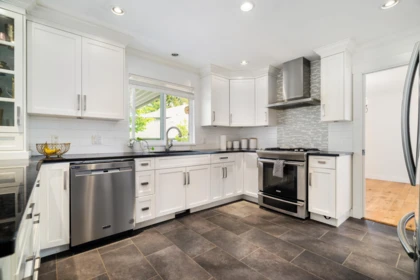 6277 171a Street, Surrey, BC, Surrey — Single Family Residence for sale