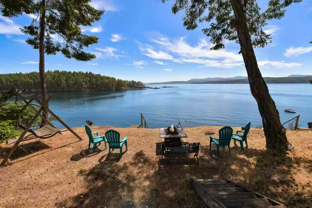 Exterior Front Photo of 222 Spinnaker Drive, Mayne Island, BC