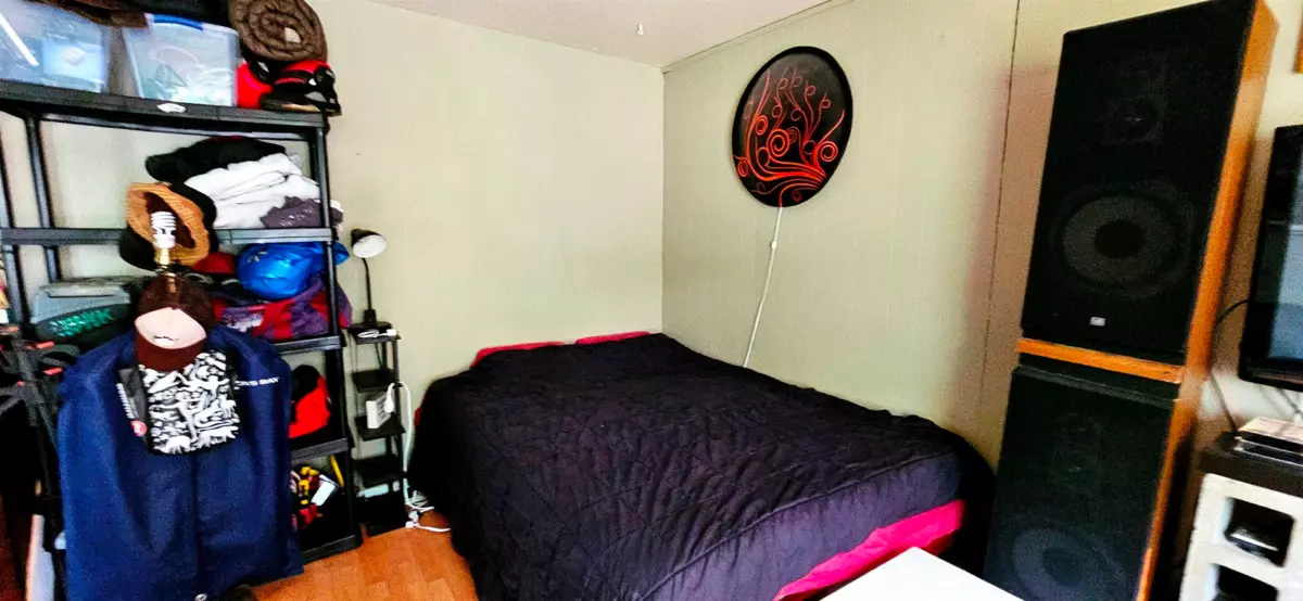 Dining Area Photo of 1332 E 2nd Avenue, Vancouver, BC