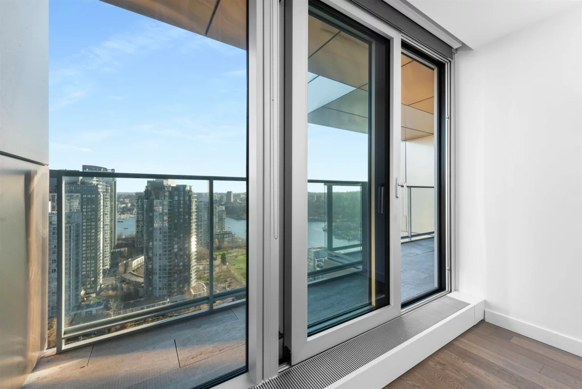 Guest Bathroom Photo of 3209 1480 Howe Street, Vancouver, BC