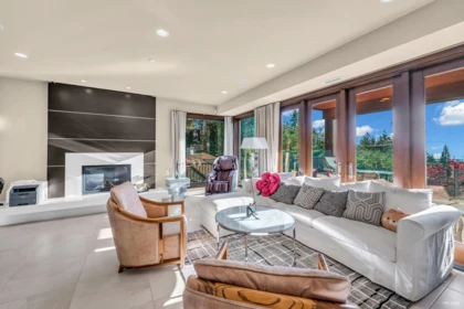 Kitchen Photo of 4742 Caulfeild Drive, West Vancouver, BC