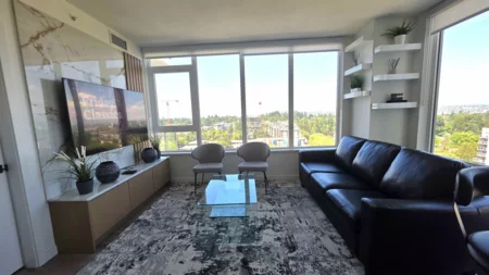 1602 10448 University Drive, Surrey, BC, Surrey — Apartment/Condo for sale